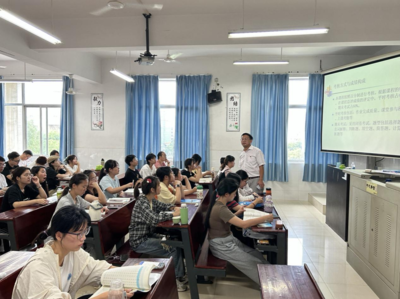 聚焦教学一线，严把质量关口——我院领导深入课堂检查开学第一课教育教学工作